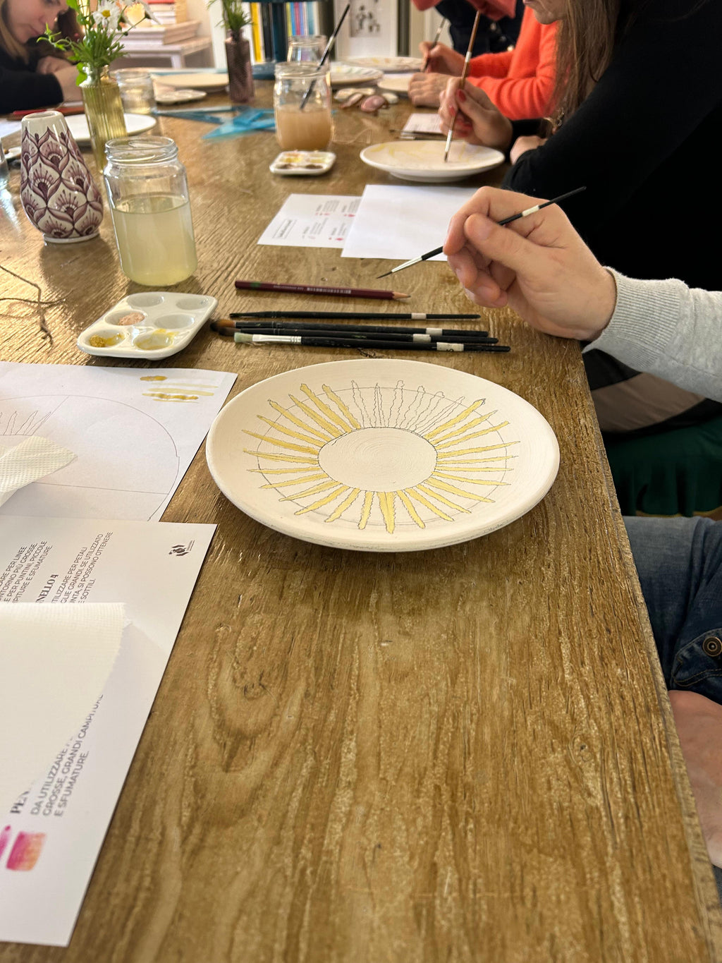 WORKSHOP DI DECORAZIONE SU CERAMICA 11 LUGLIO 2026